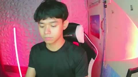 Snapshot of ur_younngtwinkxxx chatting on 01/09/26, 04:10 Ken online show from 01/09/26, 04:10