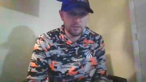 ur_zaddy4now online show from 12/06/24, 09:35