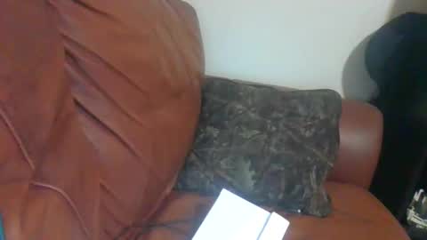 ur_zaddy4now online show from 04/22/26, 08:43