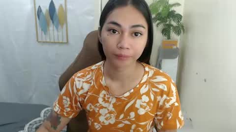 Snapshot of urasian_erica chatting on 06/14/26, 02:09 urasian_erica online show from 06/14/26, 02:09
