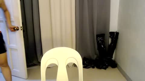 milly online show from 01/14/25, 10:17