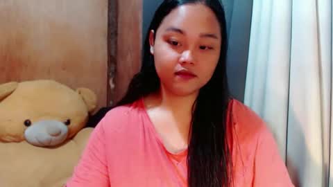 Snapshot of urasian_hotchix69 chatting on 11/28/25, 09:39 Lycah online show from 11/28/25, 09:39