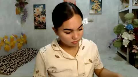 urasian_kat online show from 06/07/26, 11:08