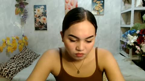 urasian_kat online show from 06/18/26, 06:35