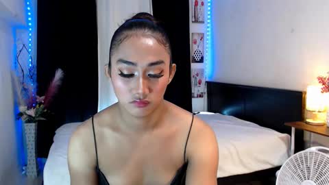 Olivia online show from 02/06/25, 06:24