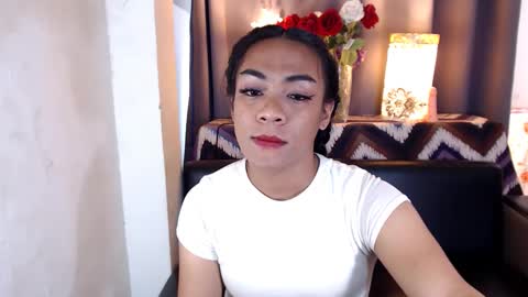 Olivia online show from 02/12/25, 06:19