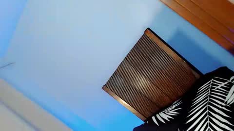 Snapshot of urasian_pampelatch chatting on 11/16/25, 02:28 MarieMars online show from 11/16/25, 02:28