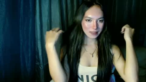 Elizabeth online show from 06/23/26, 10:57
