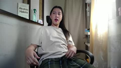 Erika online show from 12/04/24, 02:31