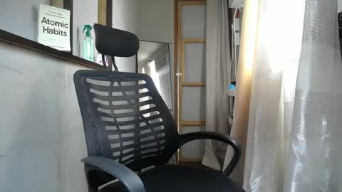 Erika online show from 12/28/24, 02:33