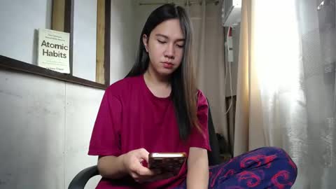 Erika online show from 03/10/25, 02:06