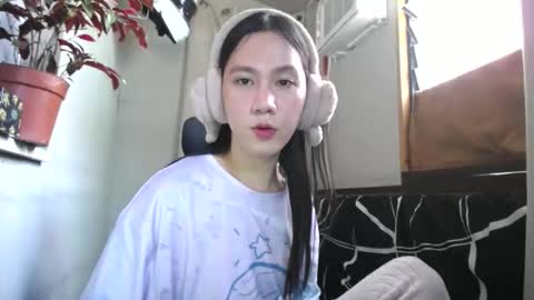 Snapshot of urasiantserika chatting on 03/21/26, 01:54 Erika online show from 03/21/26, 01:54