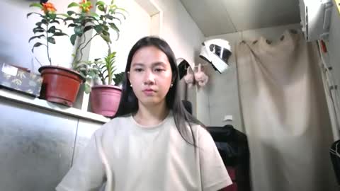 Snapshot of urasiantserika chatting on 04/21/26, 02:51 Erika online show from 04/21/26, 02:51