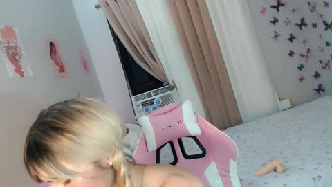 lianne online show from 02/02/25, 08:35