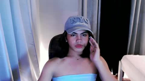 Snapshot of urbaby_anthony chatting on 07/08/26, 04:33 urbaby_anthony online show from 07/08/26, 04:33