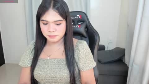 Sofia online show from 12/25/24, 11:00