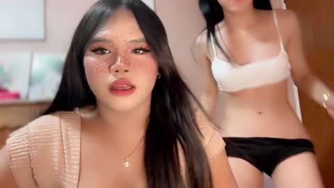 Sofia online show from 01/09/25, 03:55