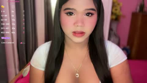 Snapshot of urbabysofia0305 chatting on 05/14/26, 12:45 Sofia online show from 05/14/26, 12:45