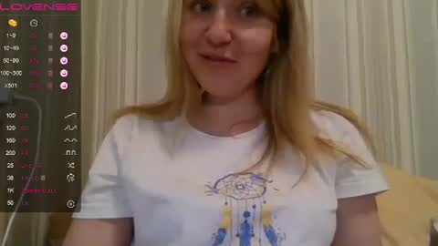 urbadkitty online show from 03/06/25, 01:46