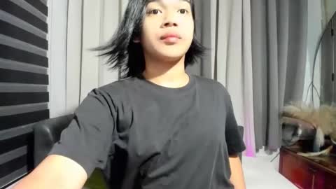 urbambislvt online show from 04/20/26, 01:41