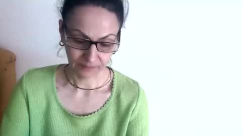 Snapshot of urbankate chatting on 12/16/25, 09:58 urbankate online show from 12/16/25, 09:58