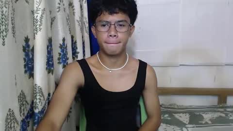 Snapshot of urbbyjosh chatting on 01/05/25, 04:14 joshua online show from 01/05/25, 04:14