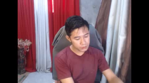 Snapshot of urboy_cass chatting on 09/17/25, 02:13 urboy_cass online show from 09/17/25, 02:13