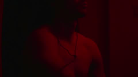 urboytoy_512 online show from 02/18/25, 09:54