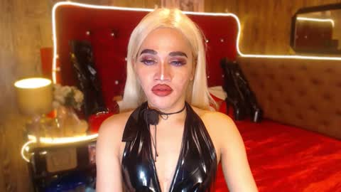 Snapshot of urcumgirlasiants chatting on 01/15/25, 12:04 KENDALL online show from 01/15/25, 12:04