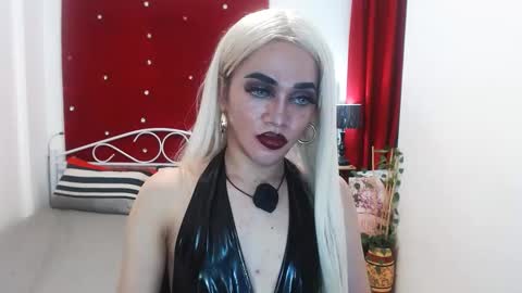 Snapshot of urcumgirlasiants chatting on 02/21/25, 06:15 KENDALL online show from 02/21/25, 06:15