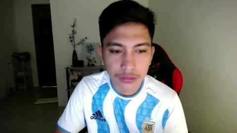 Dannie online show from 11/18/25, 03:12