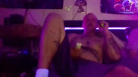 urdaddy875867 online show from 04/05/26, 05:37
