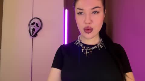 Margo online show from 11/04/25, 08:02