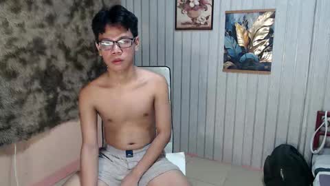 urdreamboy_doms online show from 05/13/26, 03:53