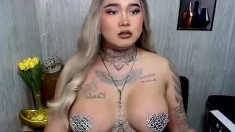 Snapshot of urfabtattooqueen chatting on 07/01/26, 11:45 Maxxie online show from 07/01/26, 11:45