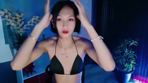 Snapshot of urfavouriteaddiction chatting on 02/02/26, 07:18 Rianne online show from 02/02/26, 07:18