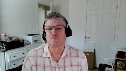 Snapshot of urfavteach50 chatting on 03/26/26, 05:18 Gregor online show from 03/26/26, 05:18