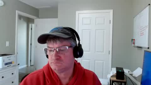 Snapshot of urfavteach50 chatting on 05/05/26, 03:42 Gregor online show from 05/05/26, 03:42