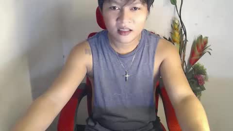 Snapshot of urfeet_jest chatting on 04/20/26, 11:57 jess online show from 04/20/26, 11:57