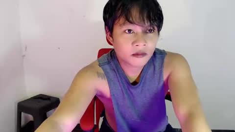 Snapshot of urfeet_jest chatting on 04/22/26, 01:12 jess online show from 04/22/26, 01:12