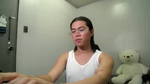 Snapshot of urfuckinghighness chatting on 03/21/26, 04:28 ask me online show from 03/21/26, 04:28