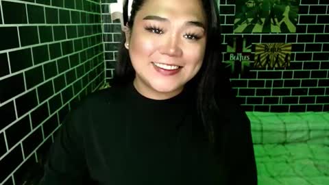 Snapshot of urgirl_dimple chatting on 09/26/25, 04:44 Dimple online show from 09/26/25, 04:44