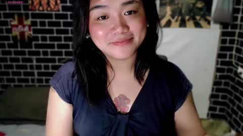 Snapshot of urgirl_dimple chatting on 03/23/26, 06:23 Dimple online show from 03/23/26, 06:23