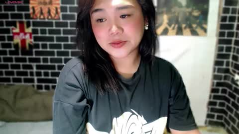 Snapshot of urgirl_dimple chatting on 03/29/26, 12:43 Dimple online show from 03/29/26, 12:43