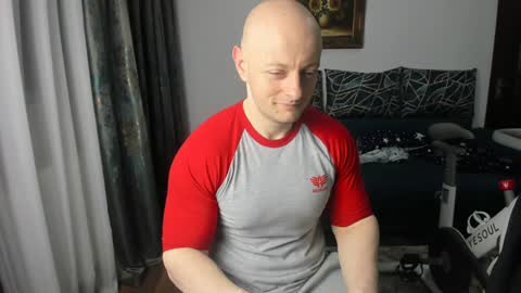 Snapshot of urgymcrush chatting on 01/24/25, 11:12 UrGymCrush online show from 01/24/25, 11:12