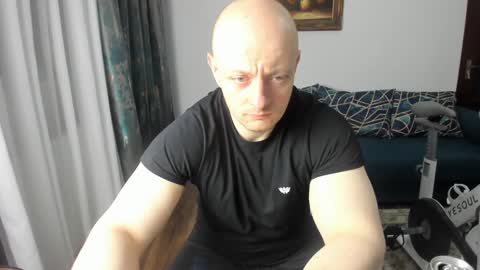 Snapshot of urgymcrush chatting on 01/25/25, 10:39 UrGymCrush online show from 01/25/25, 10:39