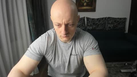 Snapshot of urgymcrush chatting on 02/16/25, 10:54 UrGymCrush online show from 02/16/25, 10:54