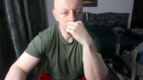 Snapshot of urgymcrush chatting on 02/21/25, 02:17 UrGymCrush online show from 02/21/25, 02:17