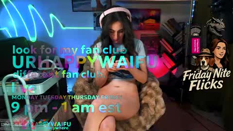 Snapshot of urhappywaifu chatting on 04/04/26, 01:04 kae online show from 04/04/26, 01:04