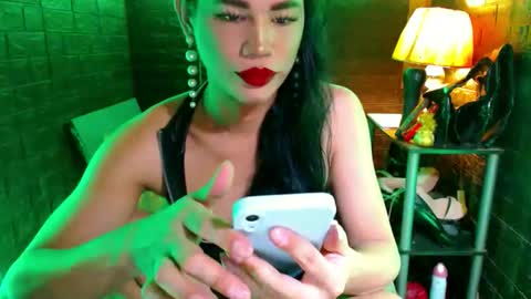 queen norelle online show from 04/27/26, 05:00